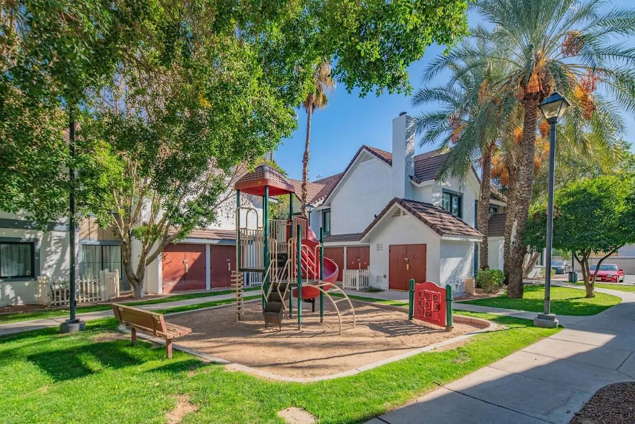 Metro Phoenix Queen Bed Studio Apt Apartment